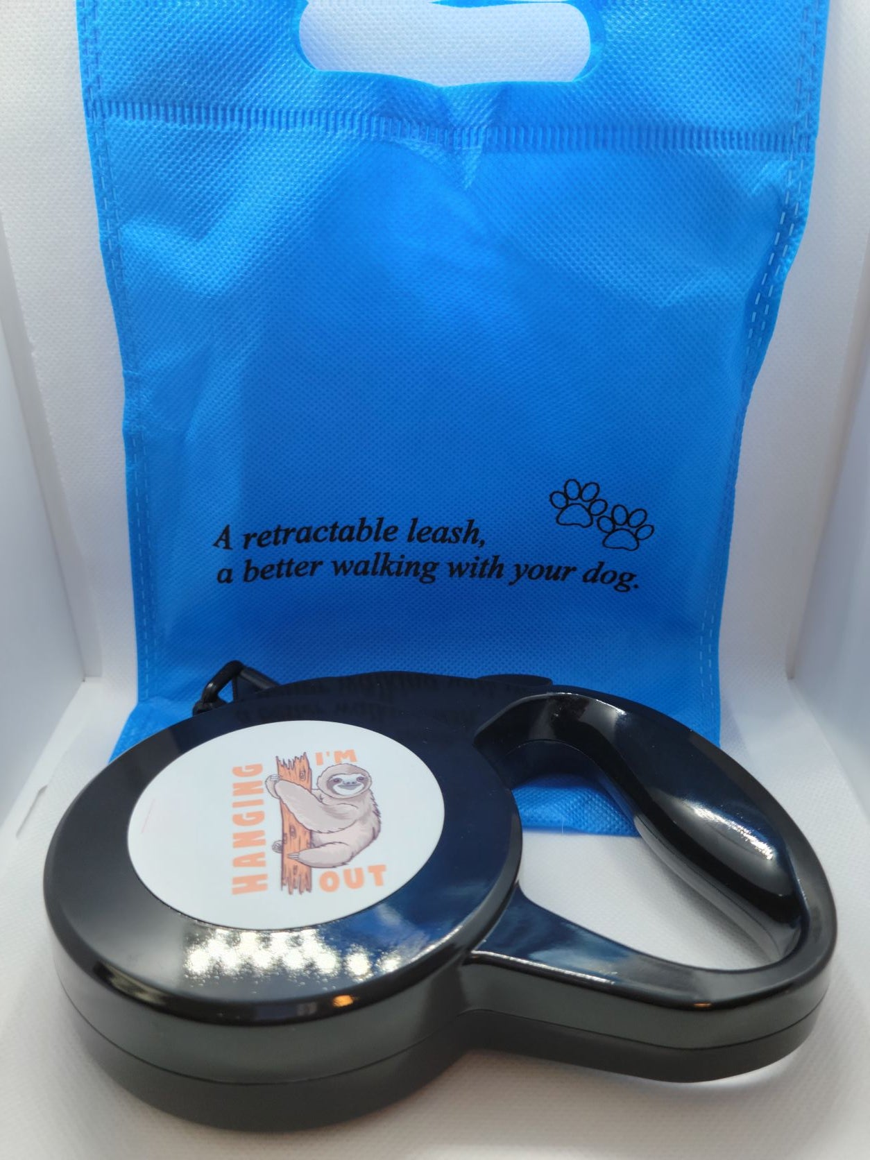 Hanging Out Sloth Dog Large Retractable Leash